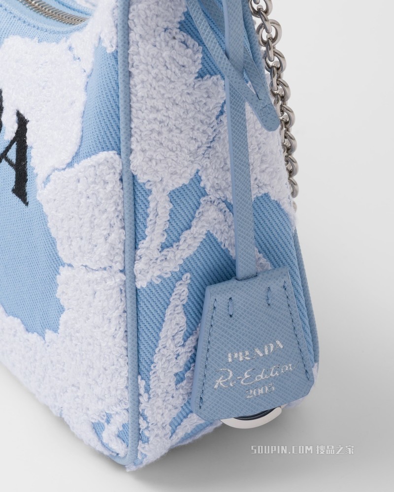 Prada Re-Edition 2005 刺绣斜纹布单肩包