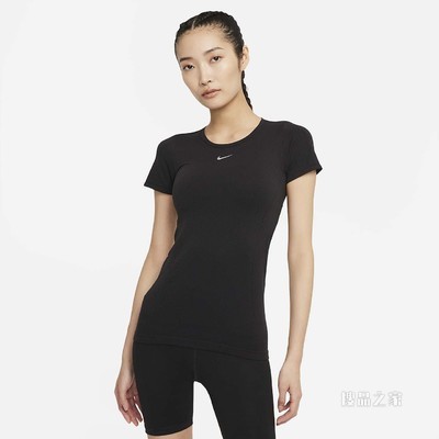 Nike Dri-FIT ADV Aura 女子短袖上衣