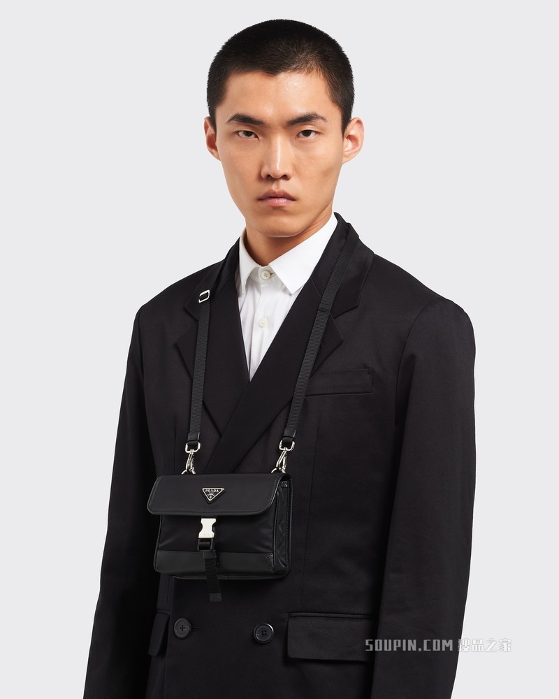 Re-Nylon 再生尼龙和Saffiano 皮革手机包