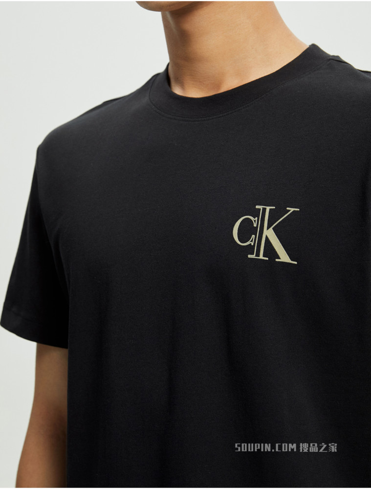 Calvin Klein 男女同款圆领纯棉醒目LOGO印花短袖T恤J400211