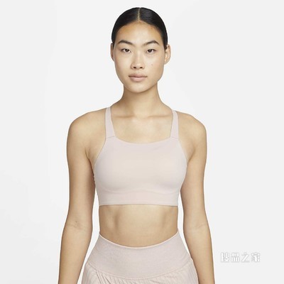 Nike Swoosh Luxe 女子中强度支撑衬垫运动内衣