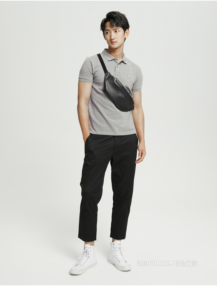 Calvin Klein 22春季新品新款男士纽扣拉链同大身色刺绣休闲裤J320950