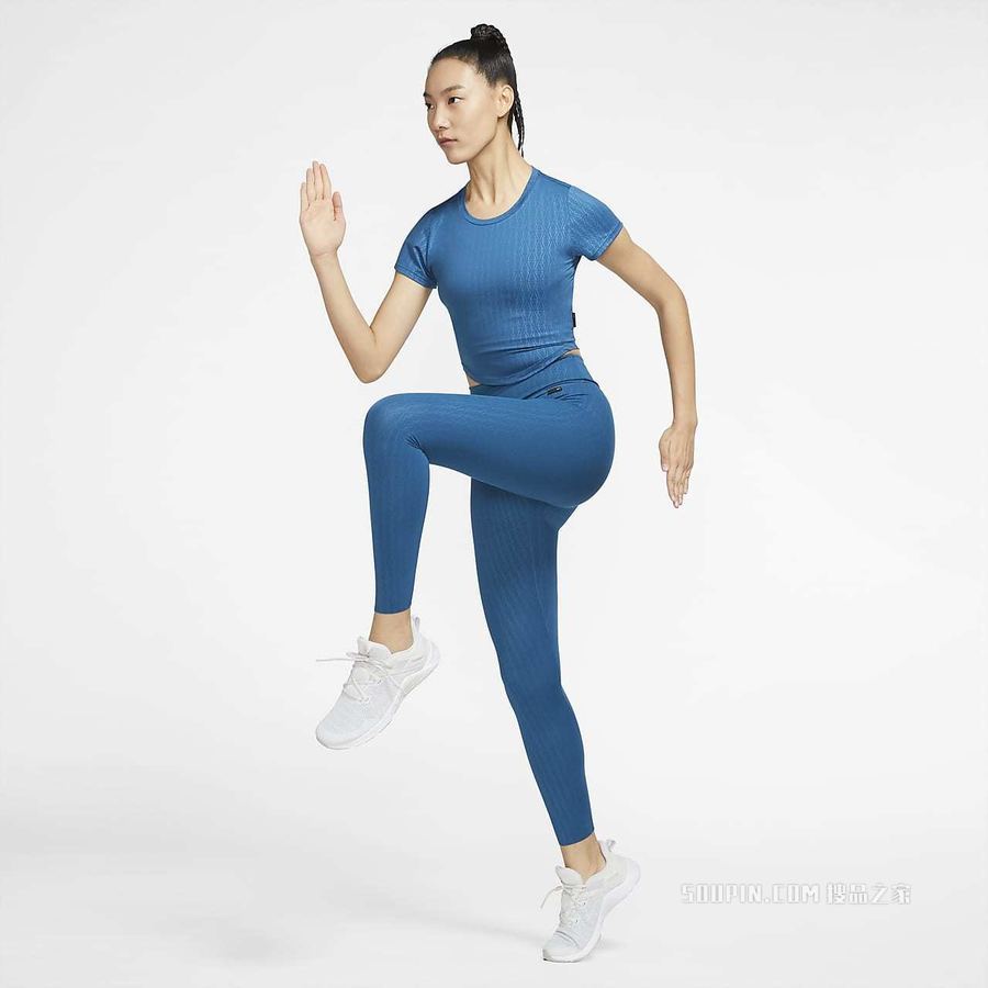 Nike Dri-FIT One Luxe 女子印花上衣