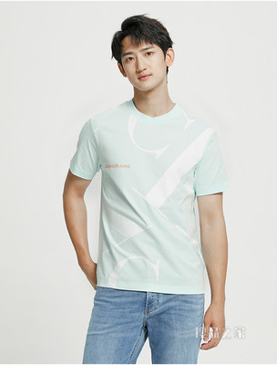 Calvin Klein 22春季新品男装时尚简约醒目LOGO印花纯棉圆领短袖T恤J317893