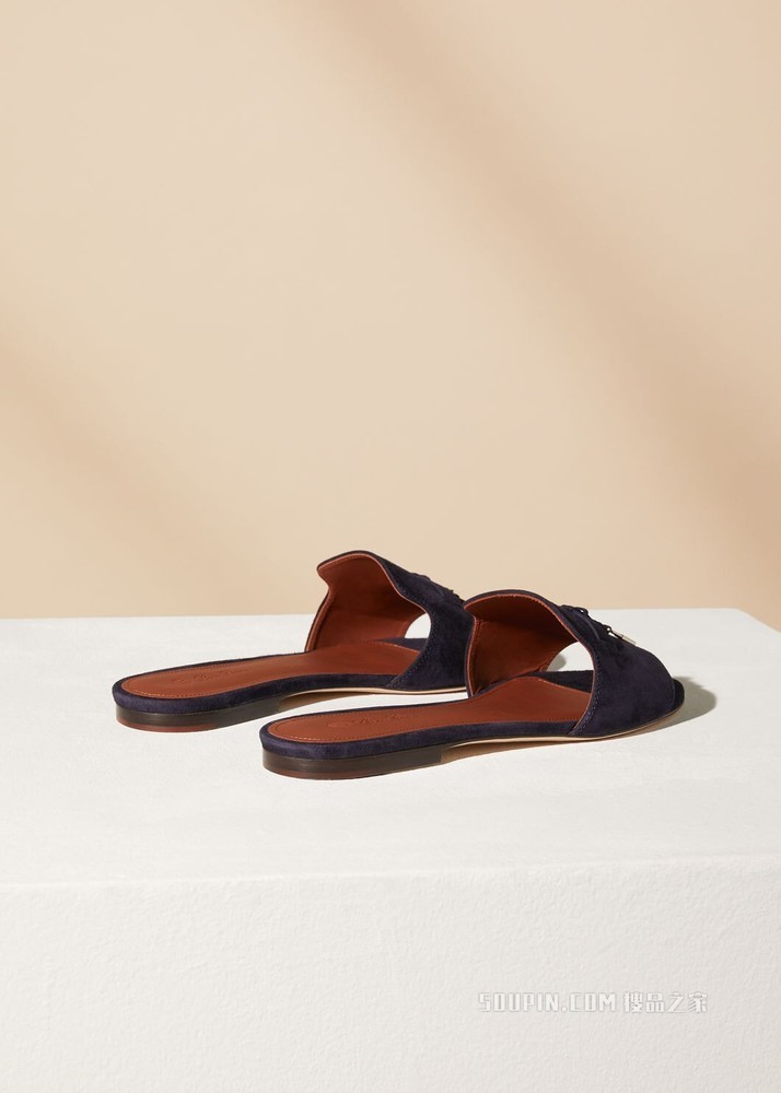 Summer Charms Slipper 凉鞋 绒面小山羊皮