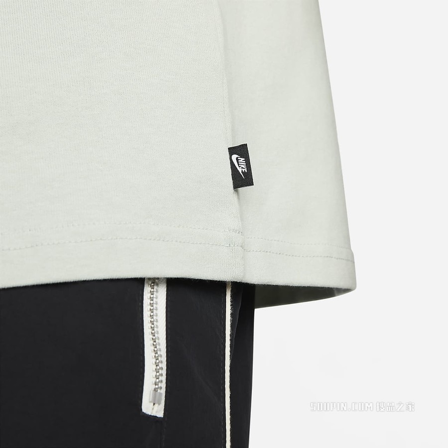 Nike Sportswear Premium Essentials 男子T恤