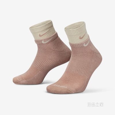 Nike Everyday Plus Cushioned Ankle 训练袜（1 双）