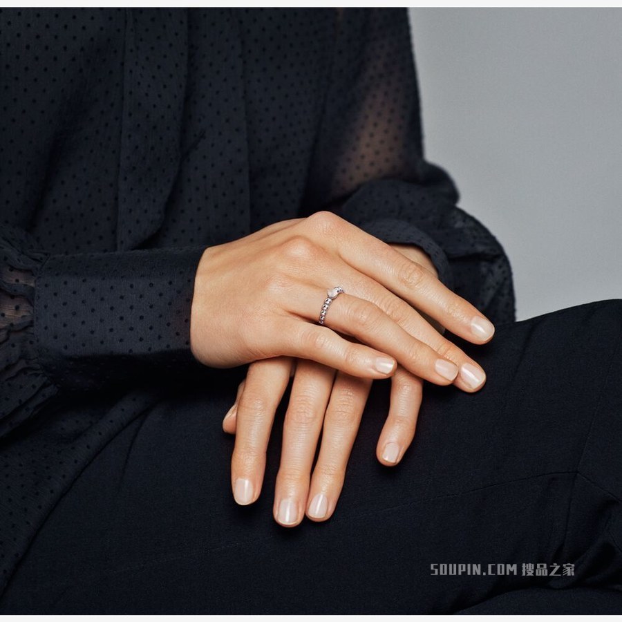 粉玫瑰红饰珠戒指