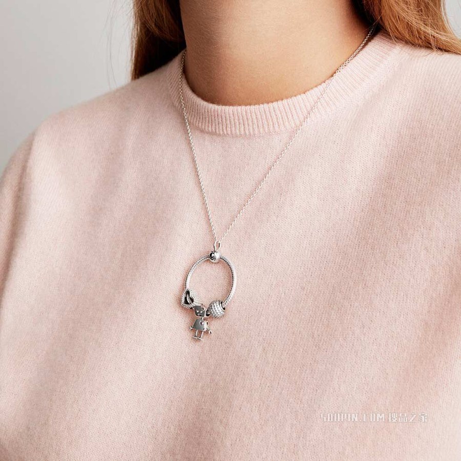 Pandora Moments 中号字母O吊饰