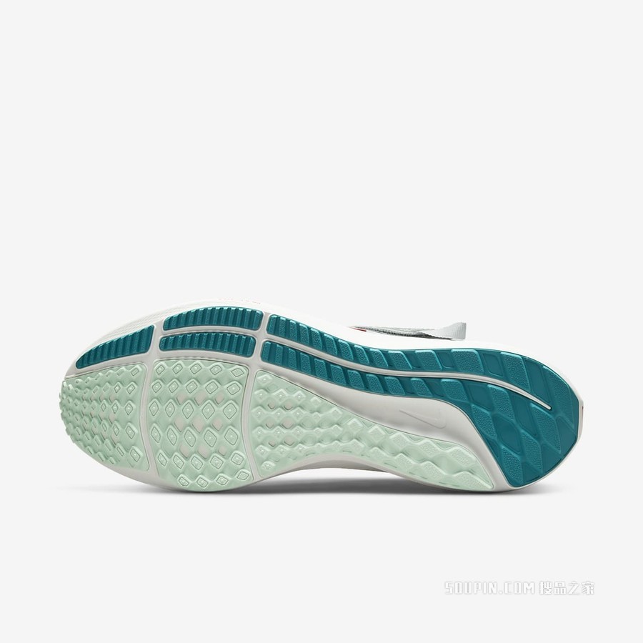 Nike Air Zoom Pegasus FlyEase 男子跑步鞋