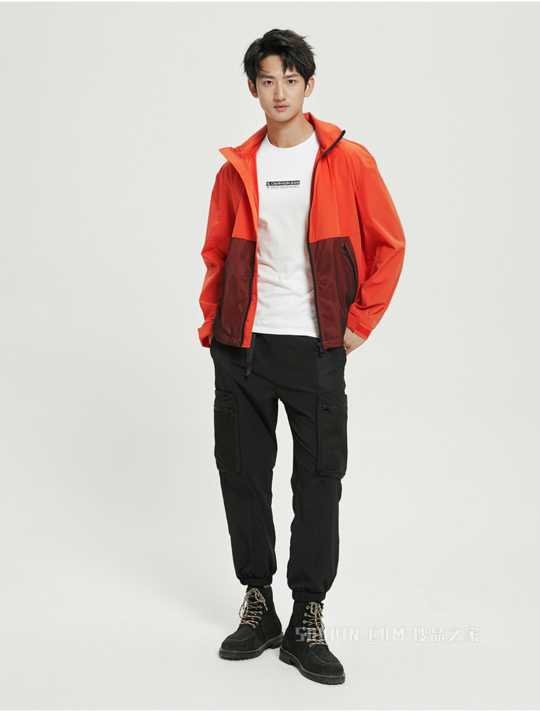 Calvin Klein 22春季新品新款男士立领连帽网眼拼接撞色印花夹克J320580