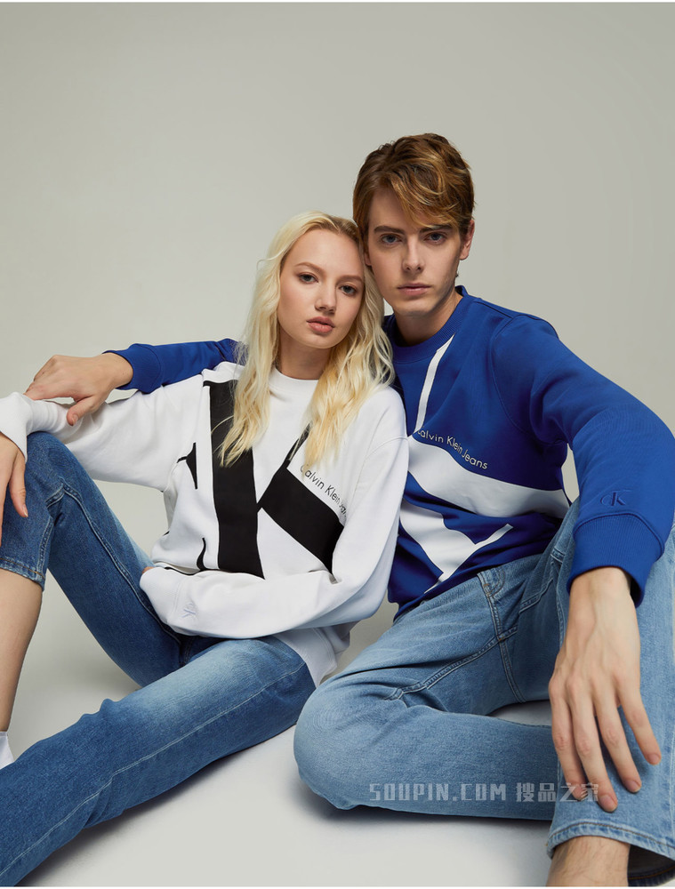 【情侣系列】Calvin Klein 男女同款时尚醒目LOGO纯棉圆领卫衣J318474
