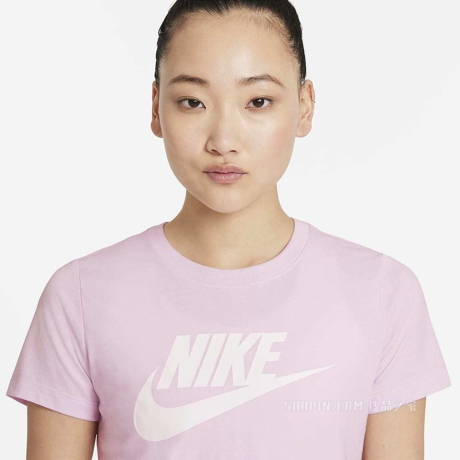 Nike Sportswear Essential 女子T恤