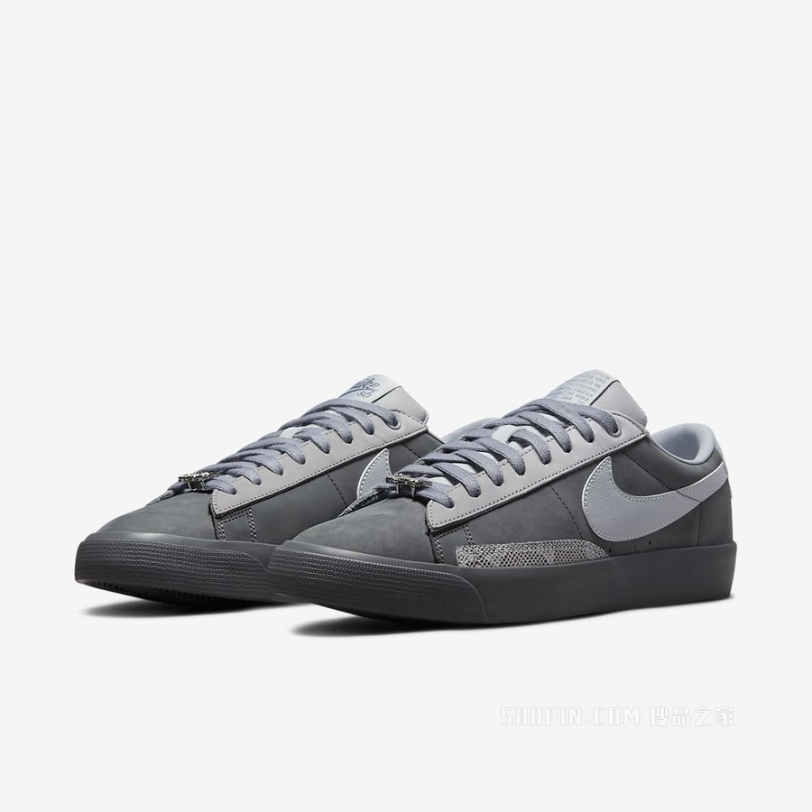 Nike SB Zoom Blazer Low QS 男/女滑板鞋