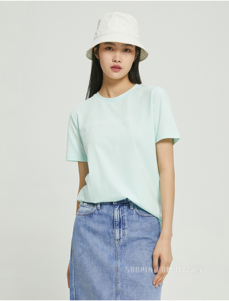 Calvin Klein 22春季新款女士经典百搭圆领简约LOGO短袖T恤J219146