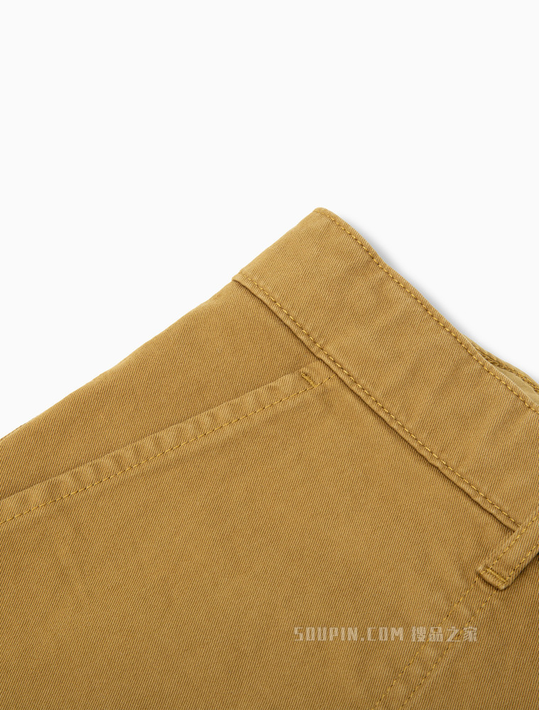 【简约系列】Calvin Klein 22春夏新品男女同款铆钉扣直筒休闲短裤40666ST