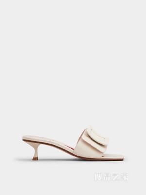 Covered Buckle Mules in Patent Leather 奶油色