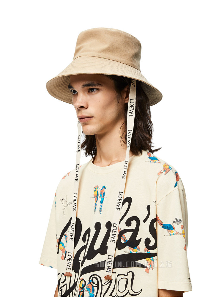 帆布和牛皮革渔夫帽