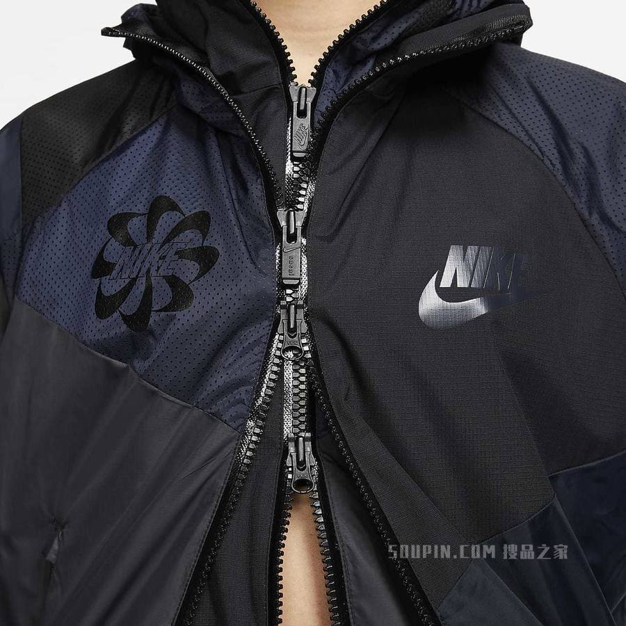 Nike x Sacai 女子连帽夹克