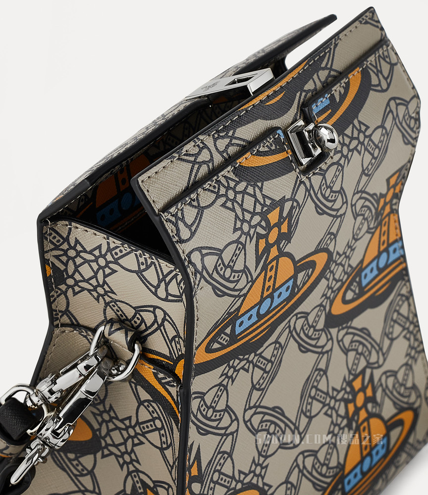Kelly Medium Handbag