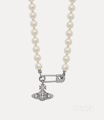 Lucrece Pearl Necklace