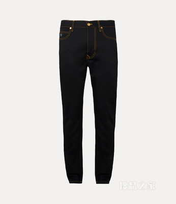 Classic Tapered Jeans