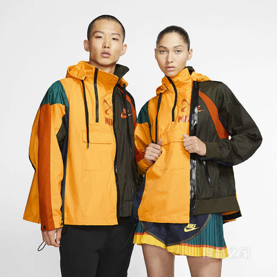 Nike x Sacai 女子夹克