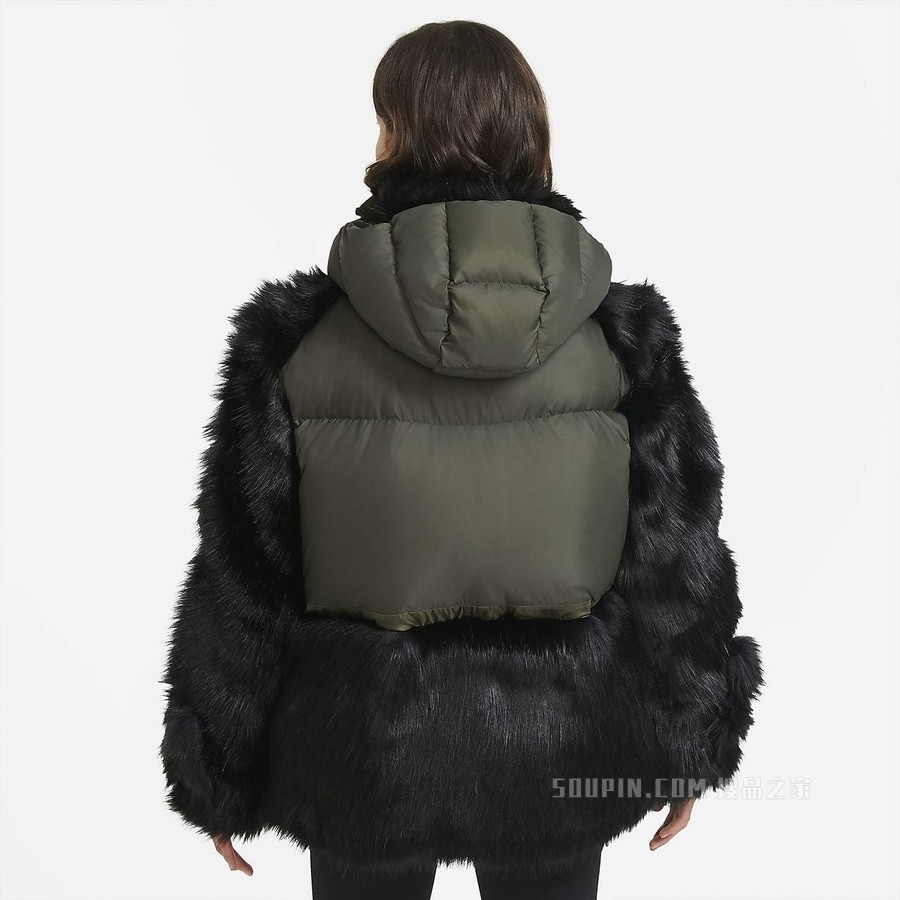 Nike x sacai 女子外套