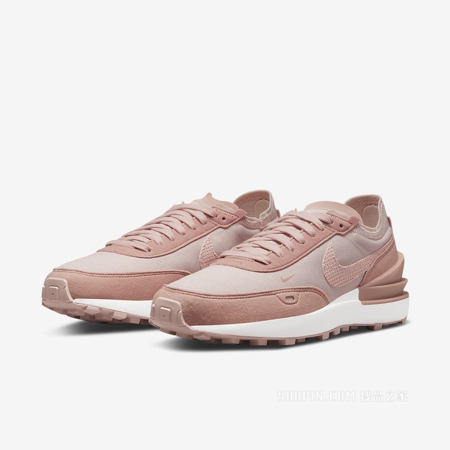 Nike Waffle One ESS 女子运动鞋
