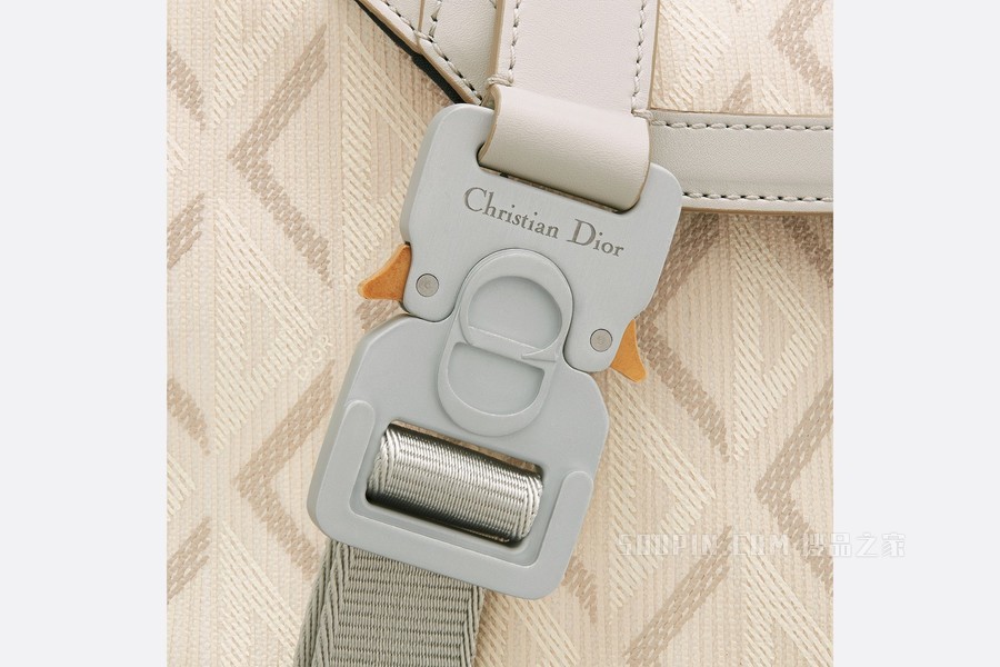 Dior Hit the Road 双肩背包 自然色帆布 CD Diamond 图案