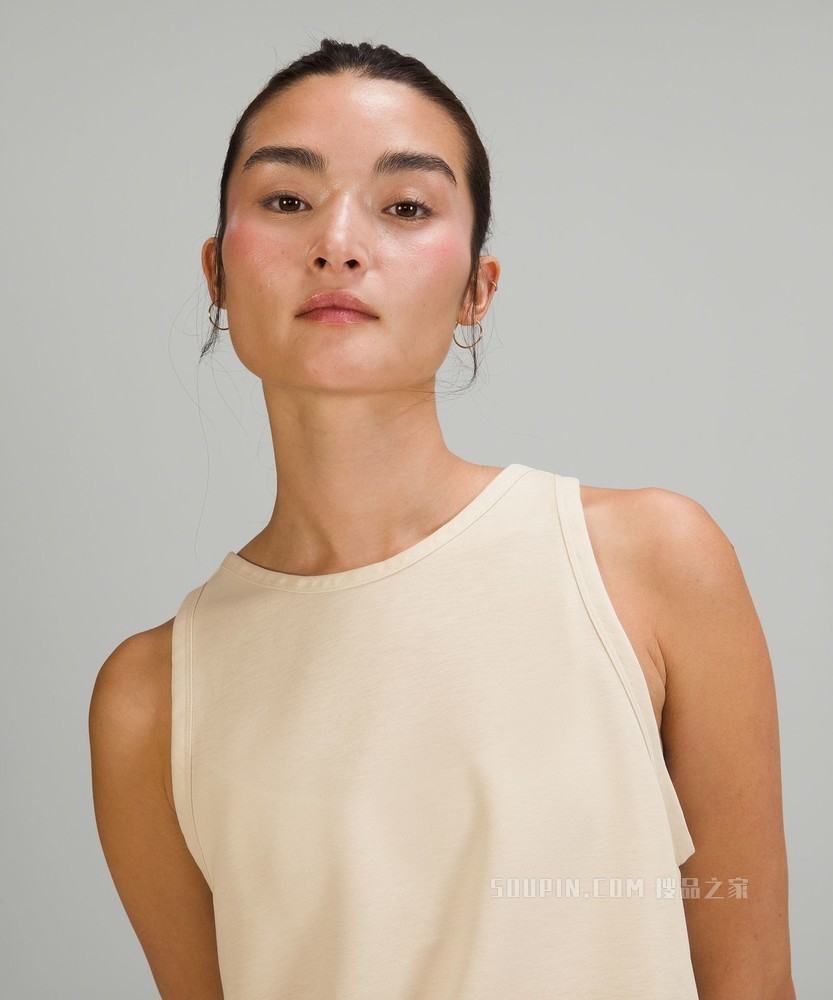 Lightweight 女士 V 领运动背心