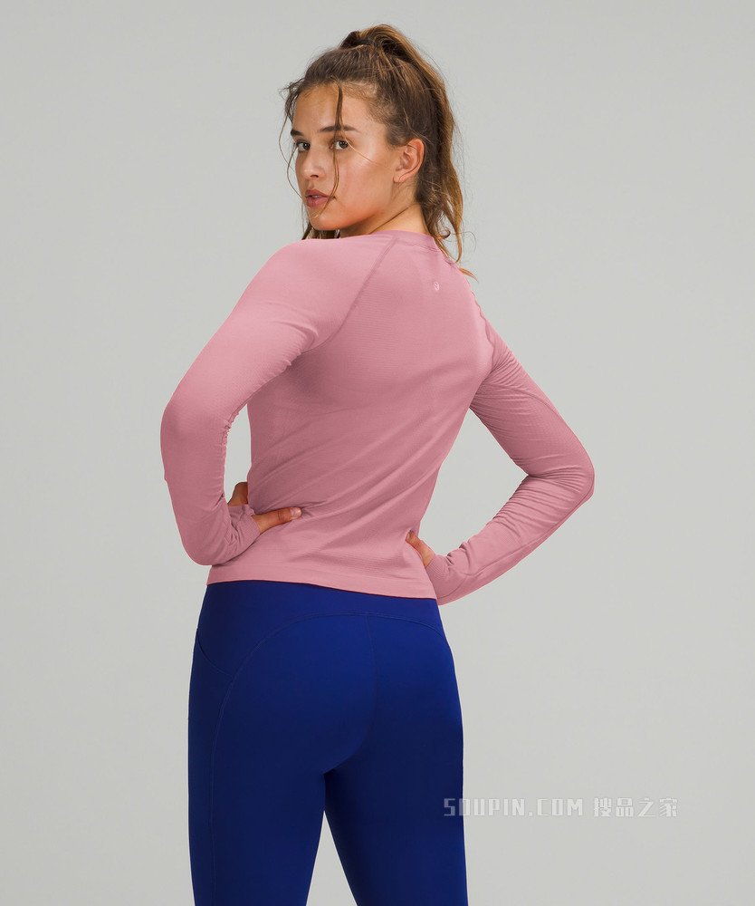 Swiftly Tech 女士运动长袖 T 恤 2.0 *Race