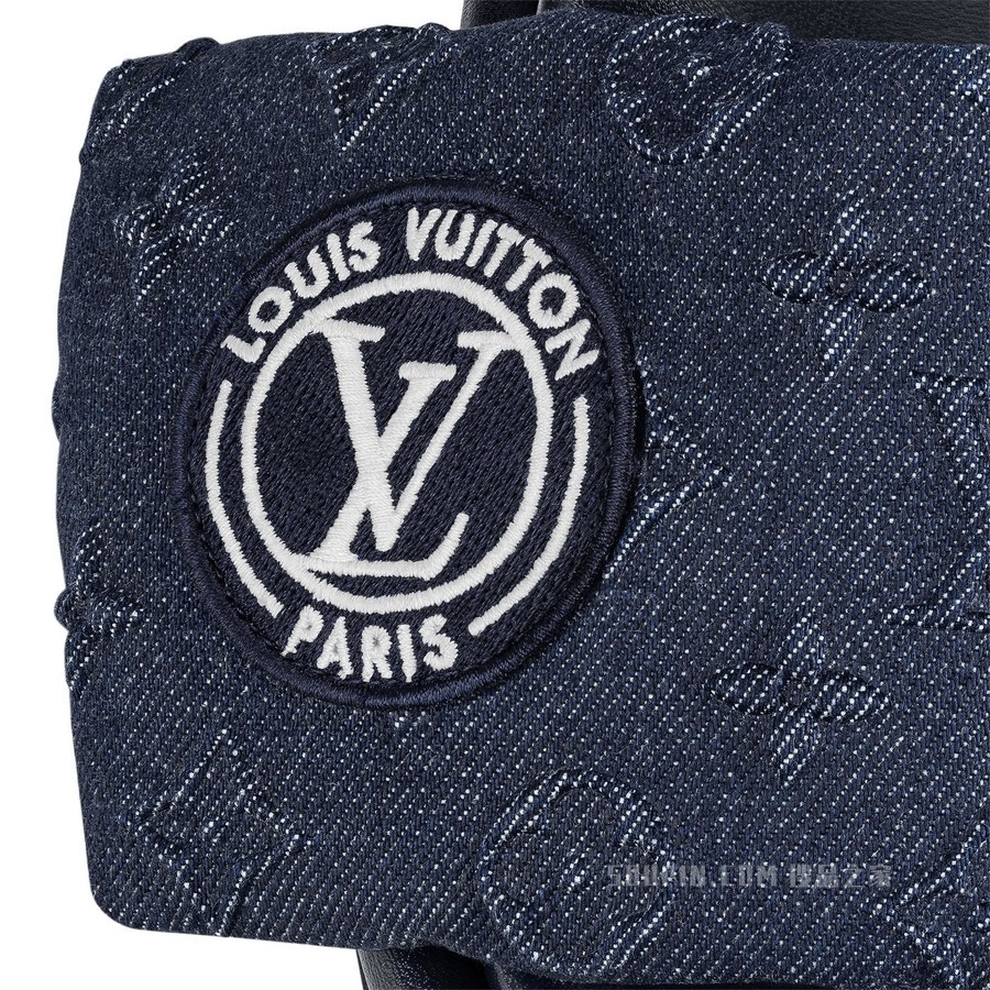 POOL PILLOW COMFORT 平底凉拖