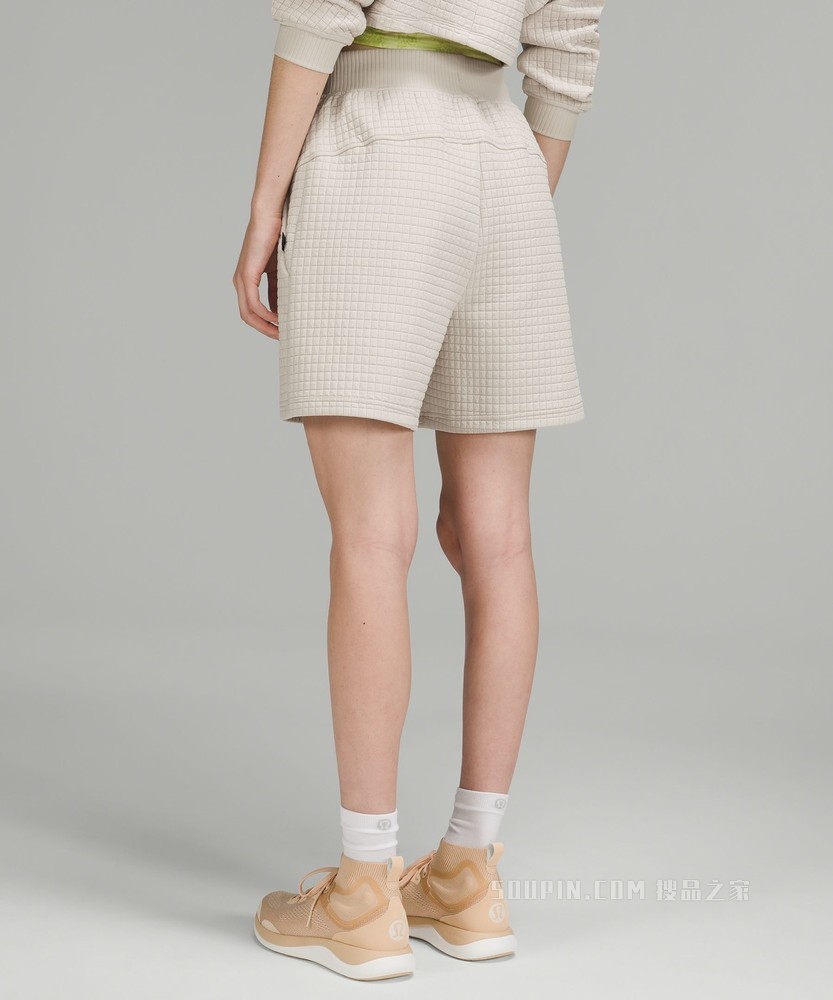 LAB Textured Grid 女士高腰短裤 5.5