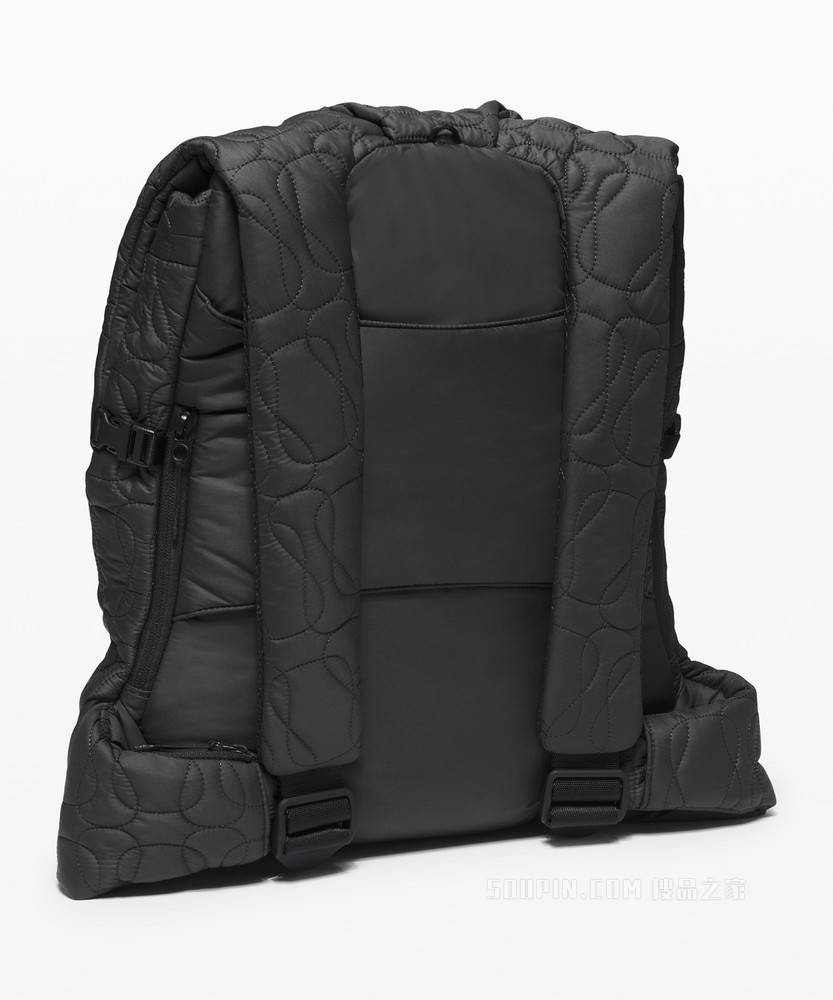 Quilted Embrace 女士背包