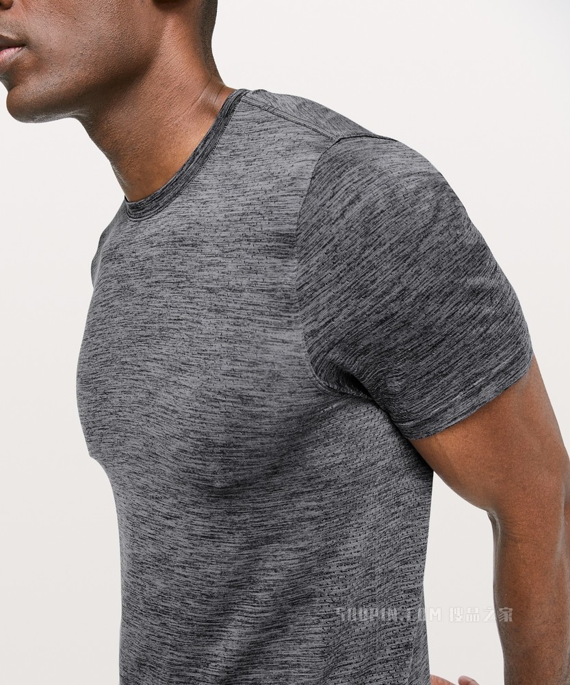Metal Vent Tech Air 男士运动短袖 T恤