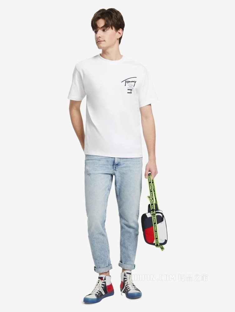 Tommy 22新款春夏男女同款时尚纯棉签名体印花短袖T恤DM0DM13392