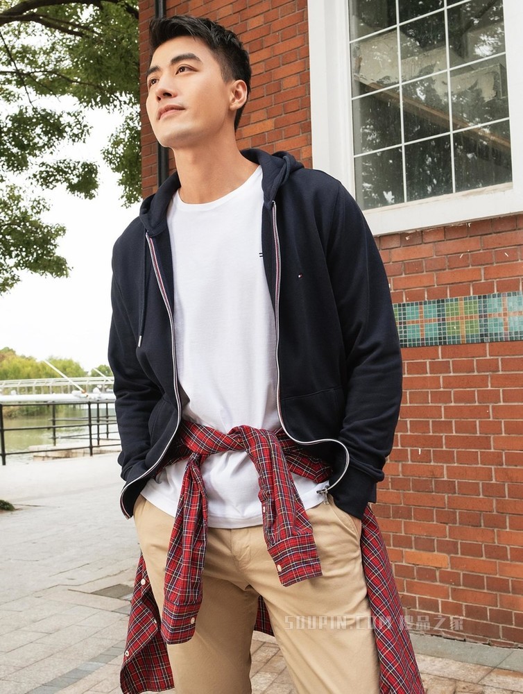 Tommy 男装经典简约纯棉刺绣旗标圆领短袖T恤MW0MW10839