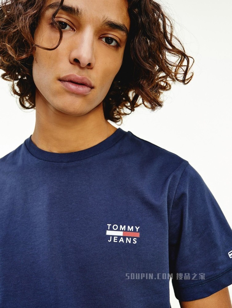 Tommy 22新款春夏男装休闲纯棉印花圆领修身短袖T恤DM0DM10099
