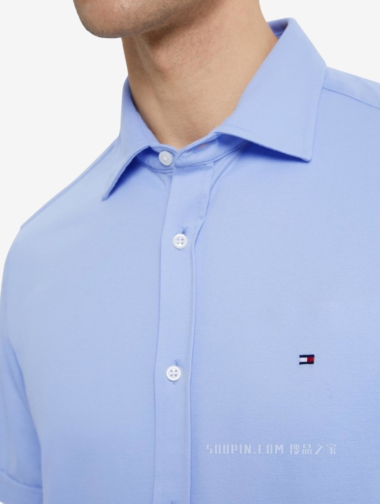 Tommy 22新款春夏男装商务挺括小绣标翻领修身短袖衬衫MW0MW23135