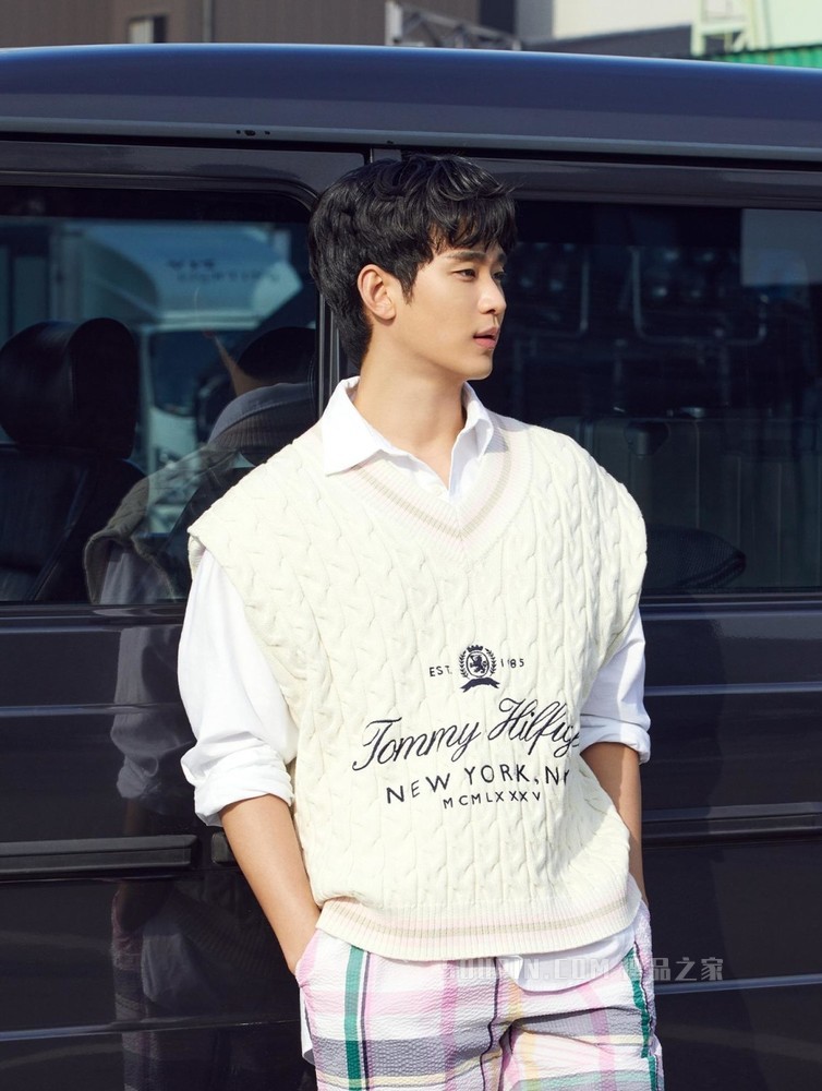 Tommy【金秀贤同款】22新款春夏男装徽章刺绣落肩款宽松衬衫23764