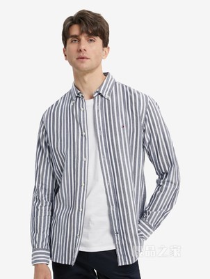 Tommy 22新款春夏男装休闲纯棉绣标条纹翻领长袖衬衫MW0MW23121