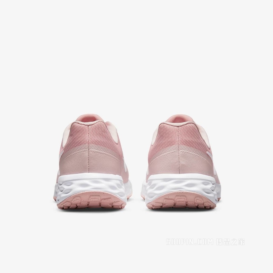 Nike Revolution 6 NN 女子跑步鞋