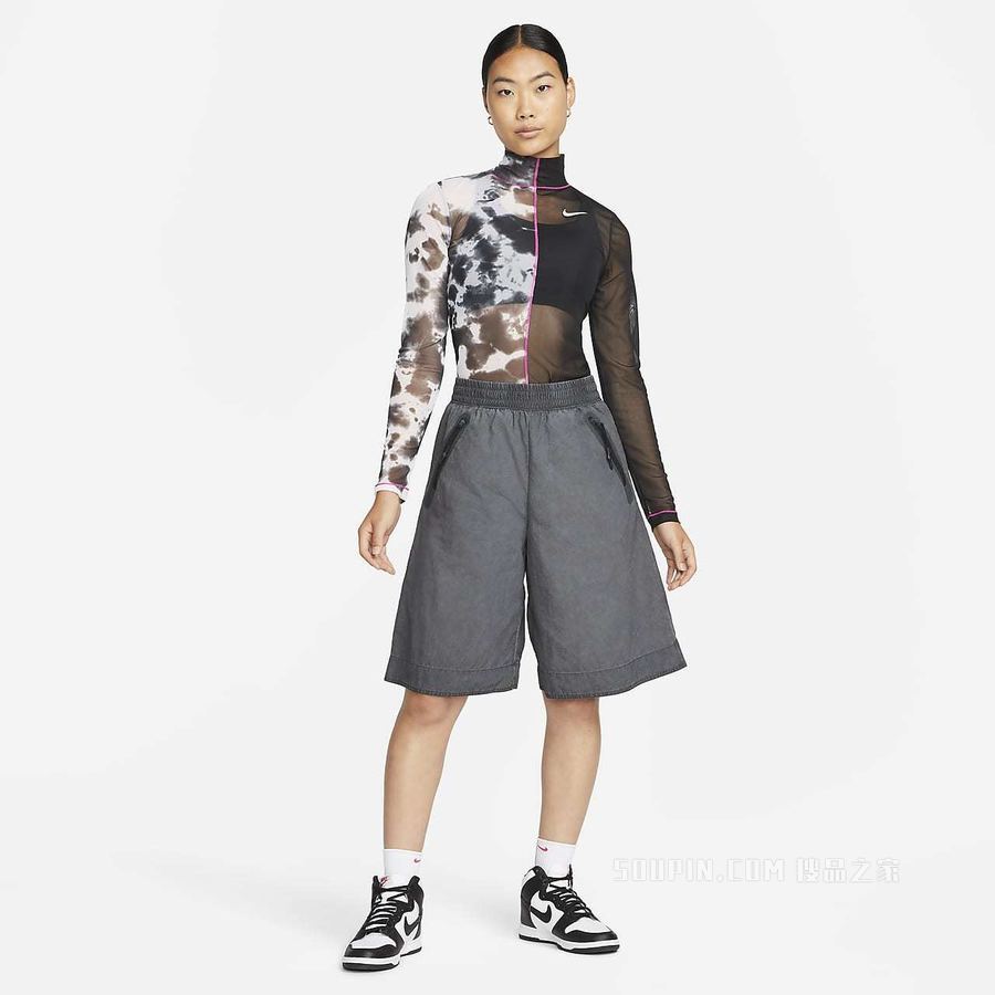 Nike Sportswear Tech Pack 女子高腰梭织短裤