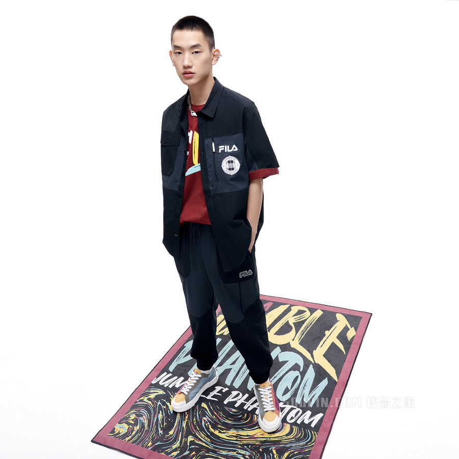 男子潮流时尚短袖衬衫