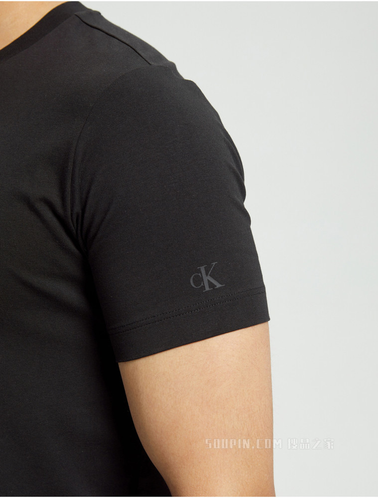Calvin Klein 男士圆领简约叠印LOGO短袖T恤J320568