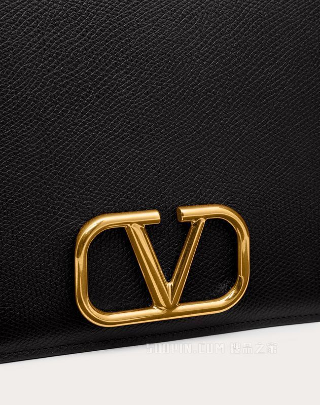 VLogo Signature 粒面小牛皮手拿包