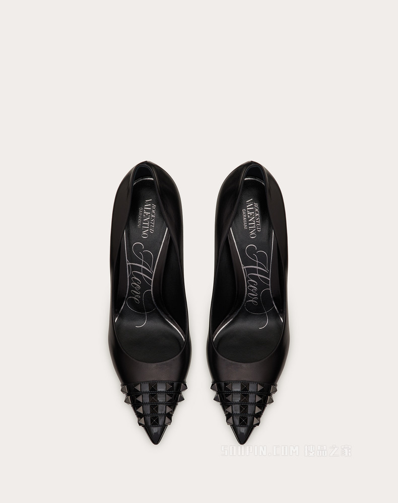 Rockstud 小山羊皮和漆皮铆钉高跟鞋 （鞋跟高 9 厘米）