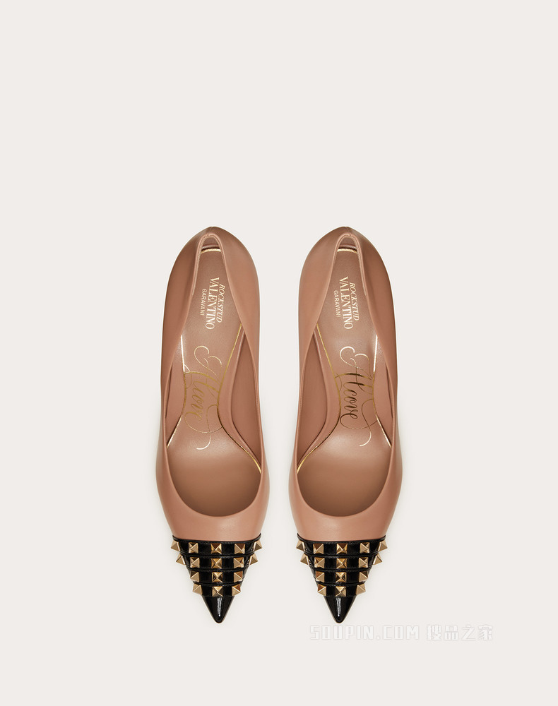 Rockstud 小山羊皮和漆皮铆钉高跟鞋 （鞋跟高 9 厘米）
