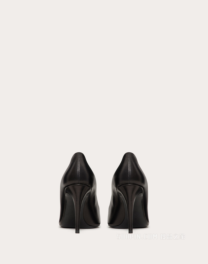 Rockstud 小山羊皮和漆皮铆钉高跟鞋 （鞋跟高 9 厘米）